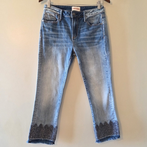 Driftwood Candace Embroidered Hem Straight Ankle High Rise Crop Jeans Size 28 - Picture 3 of 16